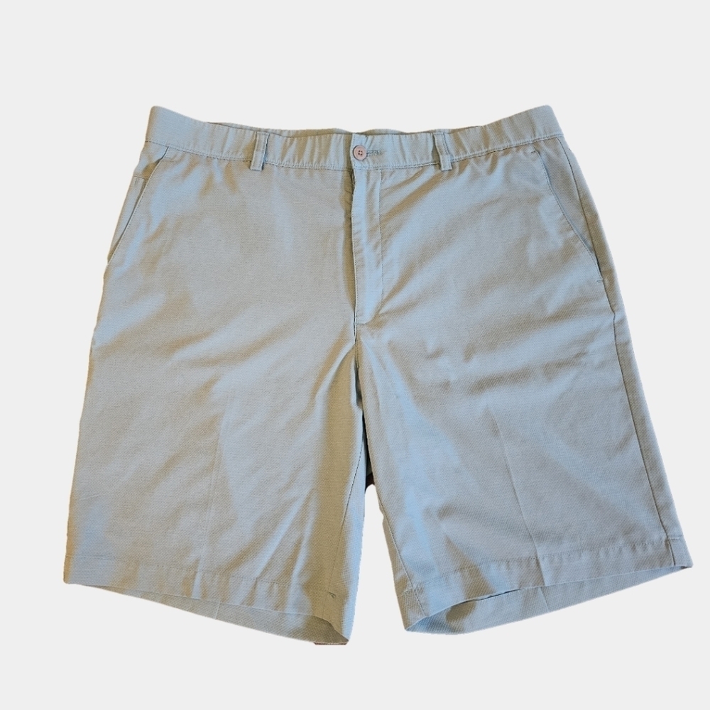 PGA Tour Golf Shorts Size 38